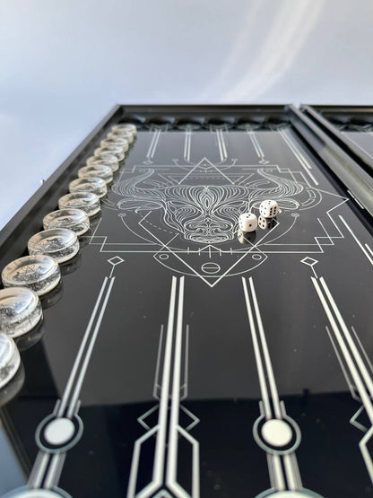 Stilvolles und modernes Backgammon-Brettspielset aus Glas, sofort geschenkfertig. Individuelle Anpassung möglich.