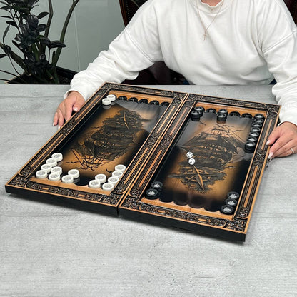 Handgefertigtes Holz-Backgammon „Löwe“ mit Epoxidharz-Chips – Klein, elegant, individuell anpassbar. Geschenkfertig