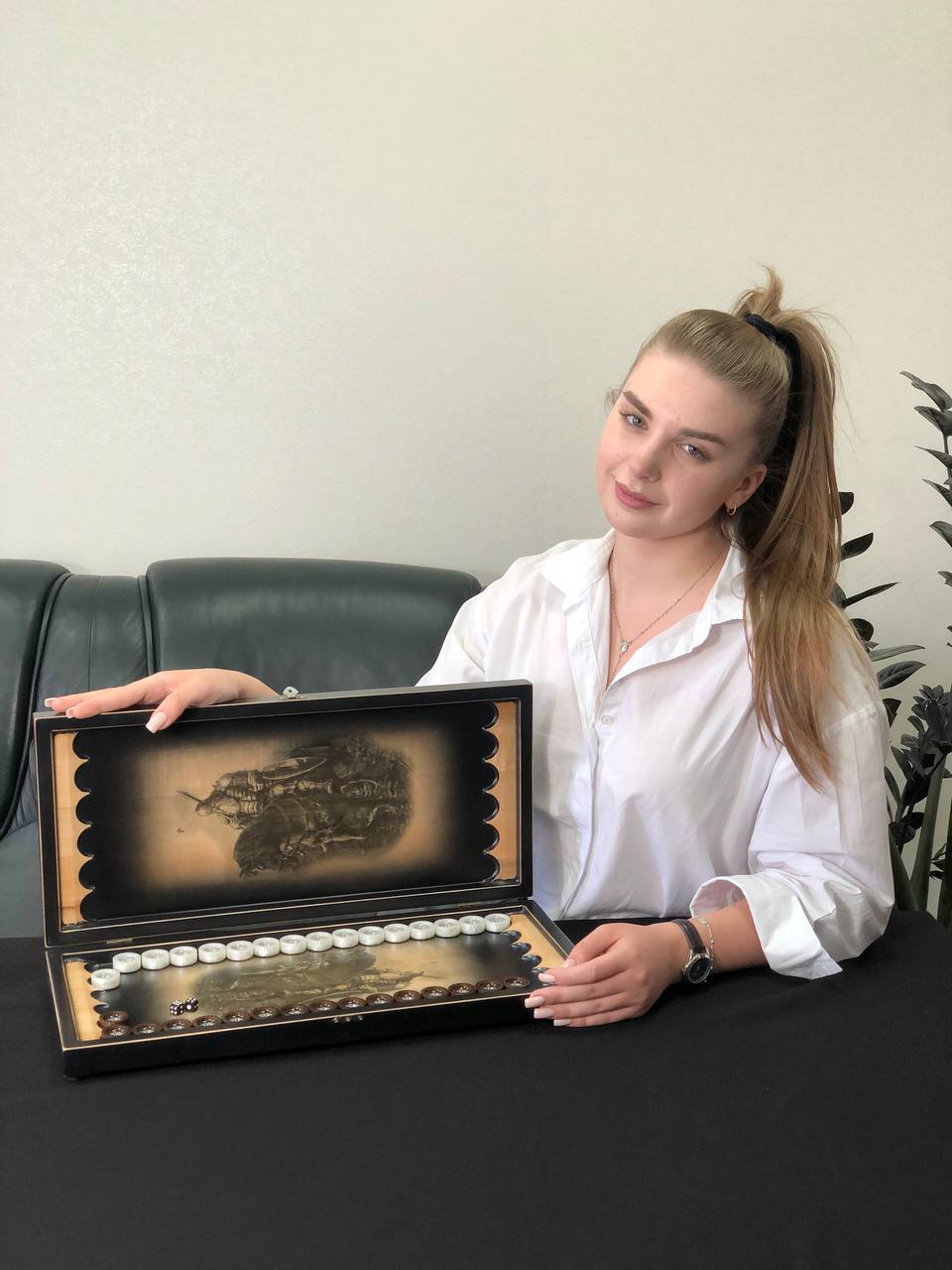 Wooden Backgammon "The Knights", 50×23×9cm, Customized and Gift-ready
