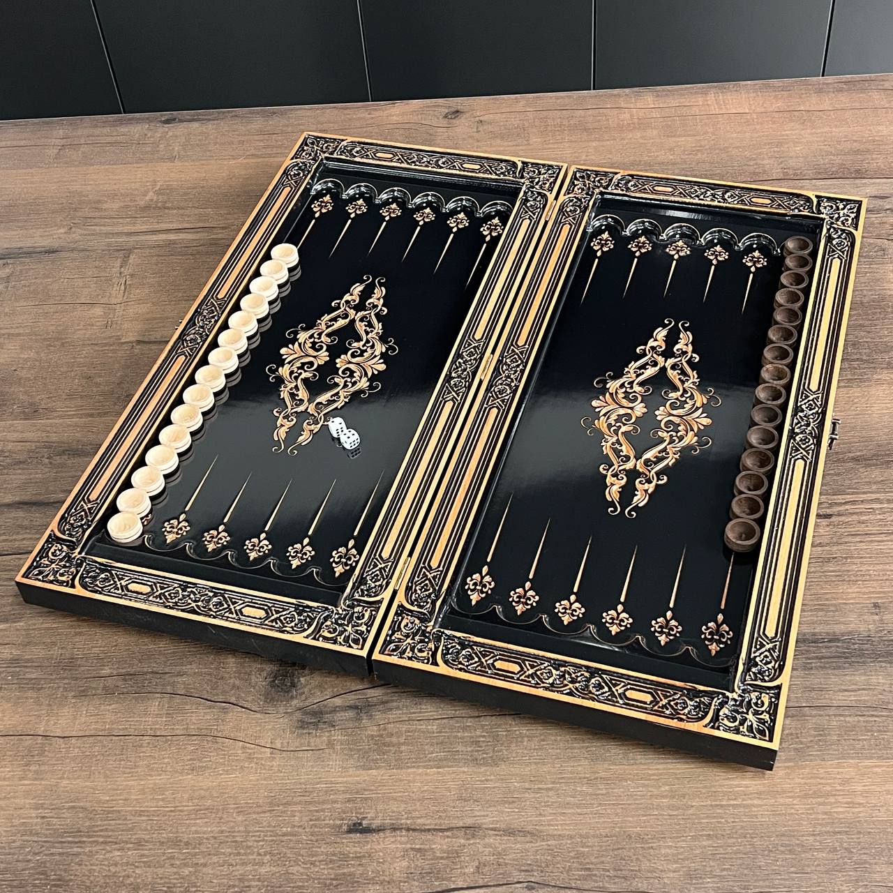 Jeu de backgammon en bois "Dragon", backgammon de voyage 50*23cm. Prêt à offrir