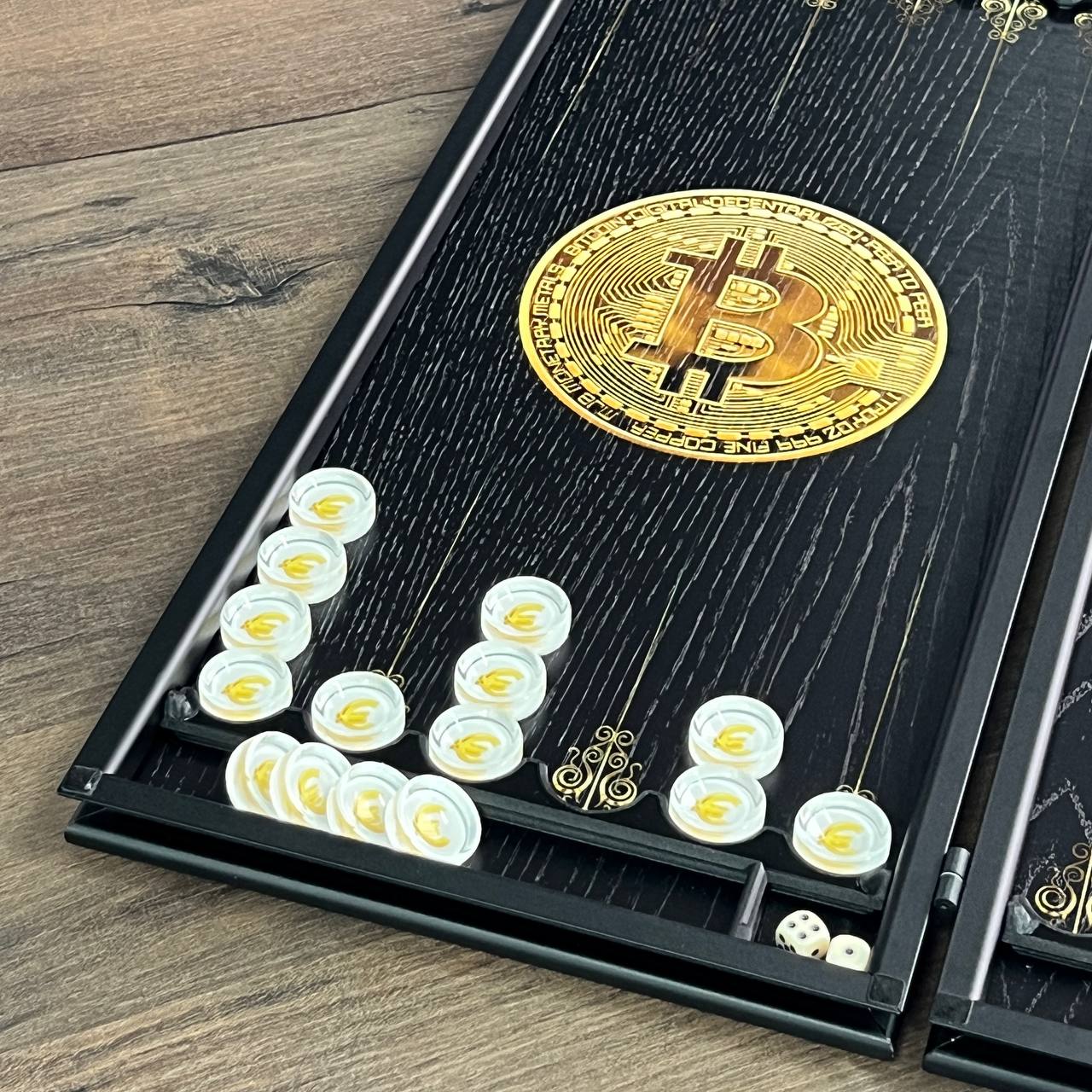 Plateau de backgammon en bois avec le signe du zodiaque des Poissons - Fabriqué à la main, personnalisable, prêt à offrir