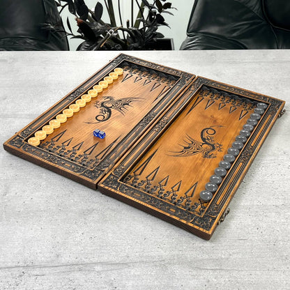 Backgammon en bois, backgammon sculpté personnalisé avec Lion, jeu de backgammon, cadeau pour lui, jeu de backgammon personnalisé