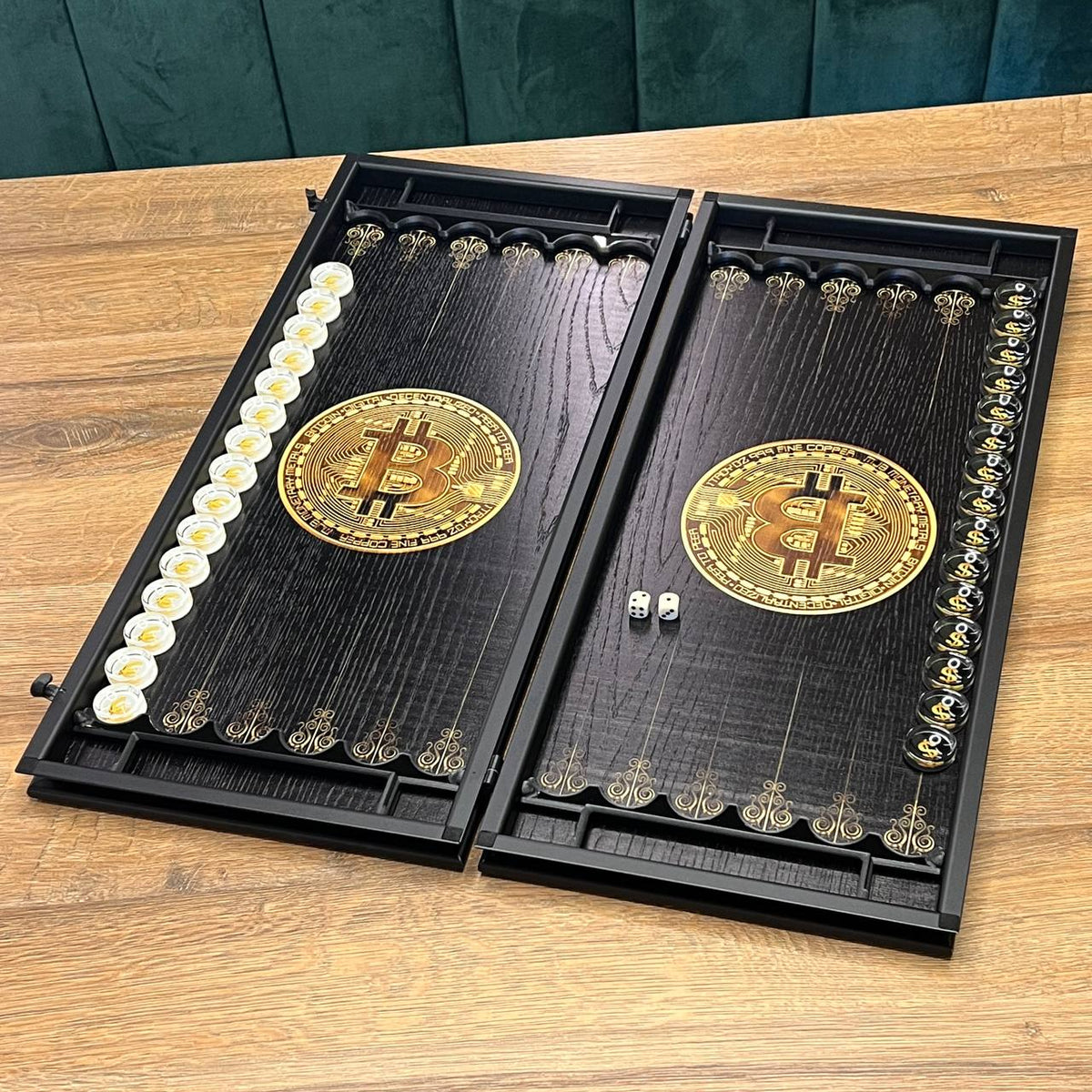 Classic Wooden Backgammon Set – Oak Wood 24"
