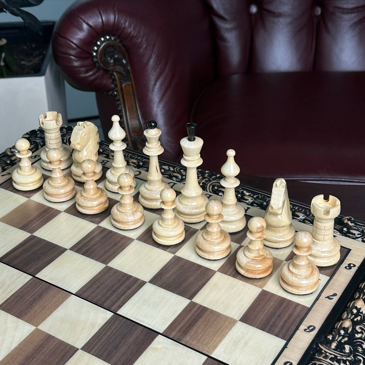 Jeu d'échecs imitation marbre (29 x 29 cm), jeu d'échecs en bois. Prêt à offrir. Réf. 198027