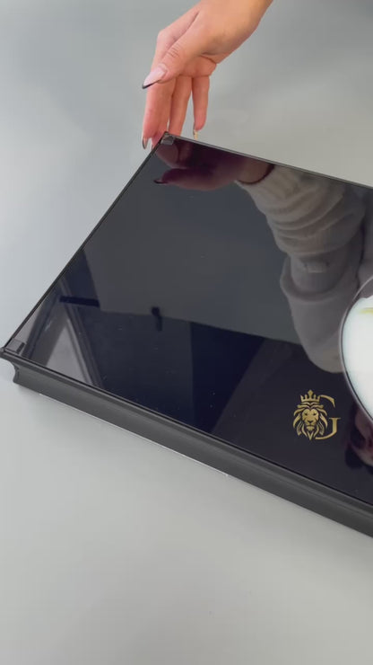 Stilvolles und modernes Backgammon-Brettspielset aus Glas, sofort geschenkfertig. Individuelle Anpassung möglich.