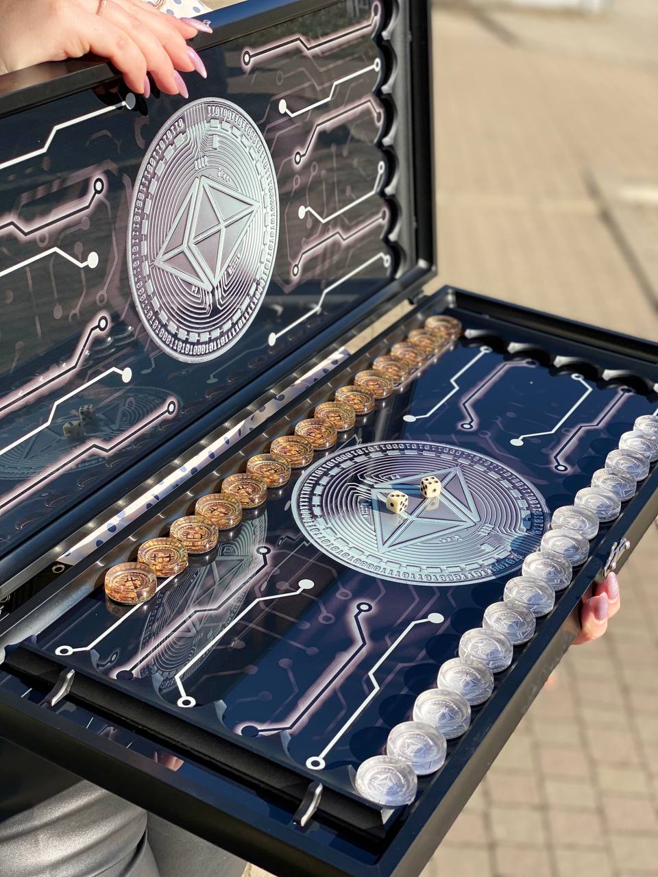 Backgammon en verre "Bitcoin", plateau de backgammon, cadeau pour le patron